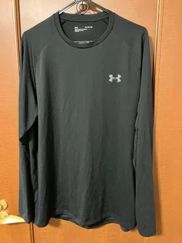 언더아머 UA 테크 롱 슬리브 셔츠 2.0