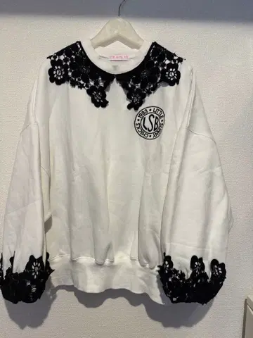 little sunny bite 트레이닝복