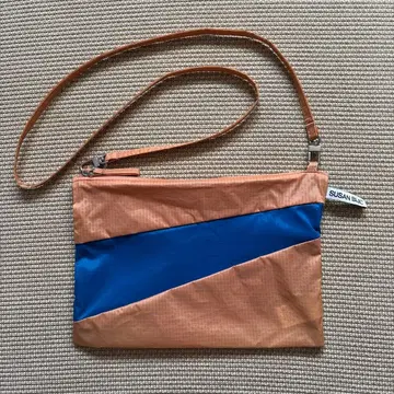 수잔벨 숄더 파우치 M 사이즈 스트랩 포함