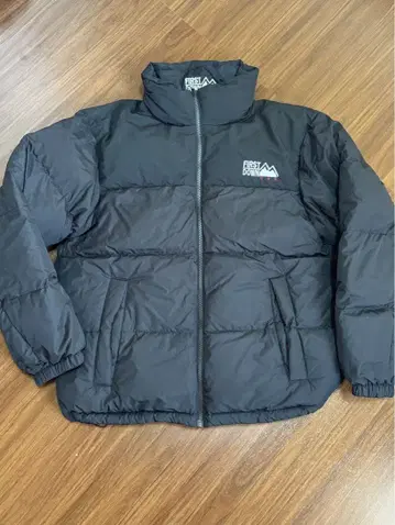 퍼스트 다운 블랙 다운 자켓 미사용품