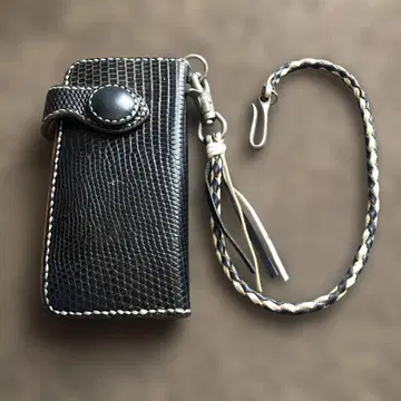 가죽 블랙 장지갑 스트랩 포함