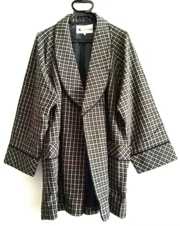 Aquascutum 체크 무늬 울 가운