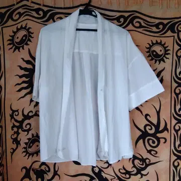 Luftrobe 화이트 반팔 가디건