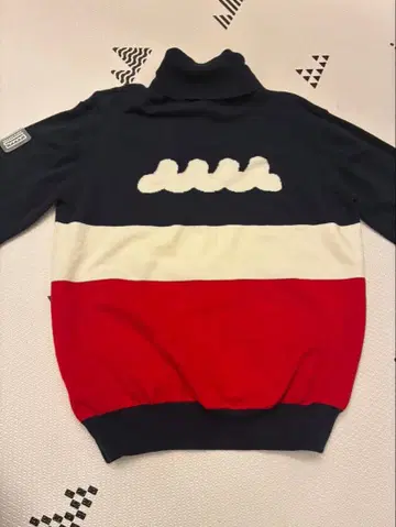 무타 muta 터틀넥 XL