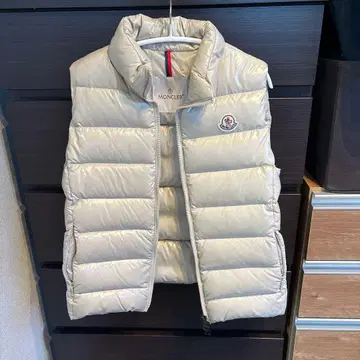 MONCLER 베이지 다운 베스트