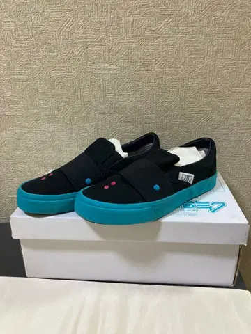 하츠네 미쿠 슬립온 사이즈 37