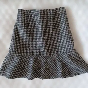 any 그레이 계열 체크 플레어 스커트 새상품 택 없음