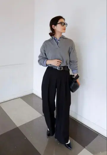 유니클로 스무스 코튼 릴랙스 폴로 스웨터 M 사이즈