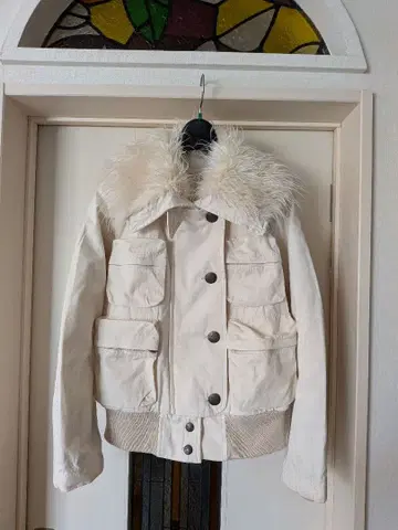 TSUMORI CHISATO 퍼 달린 자켓 하자품