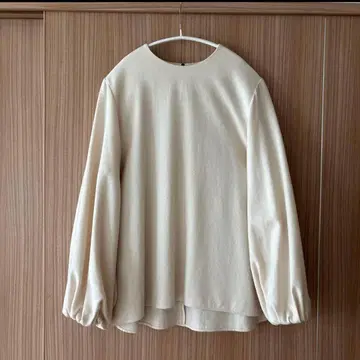 에부르 ebure 울 캐시미어 색소니 블라우스