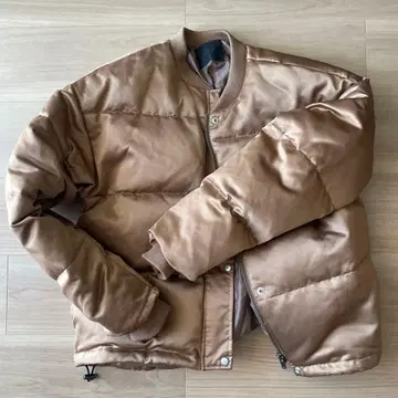 KBF 브라운 다운 자켓