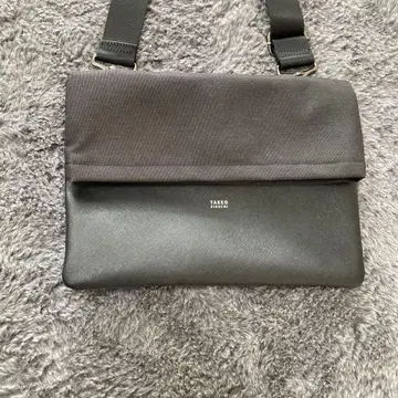 TAKEO KIKUCHI 숄더백 블랙/그레이