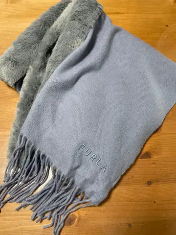 FURLA 인조 모피 머플러