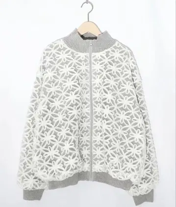 스칼라 753006: 꽃무늬 튤 레이어드 니트 블루종