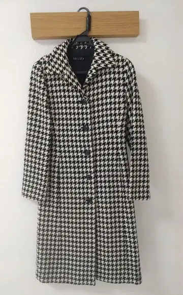 볼지이 하운드투스 롱 코트