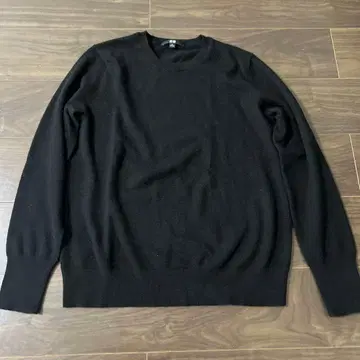 유니클로 캐시미어 100% 니트 스웨터 블랙 XL