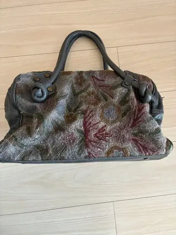 collection PRIVEE? 앤티크 카펫 백