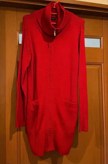 레드 롱 가디건