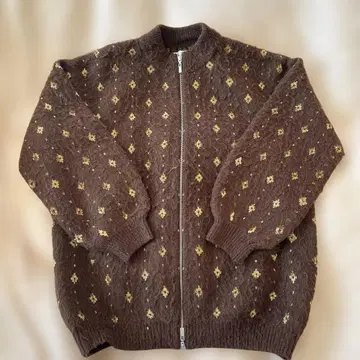 AMERI 다이아몬드 무늬 가디건