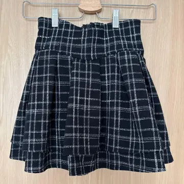 미셸 마카롱 슬림 레그 스커트 트위드 블랙 S 사이즈