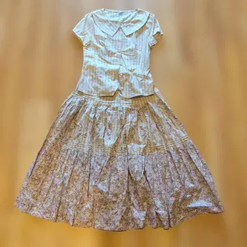 로라 애슐리 플라워 프린트 셋업