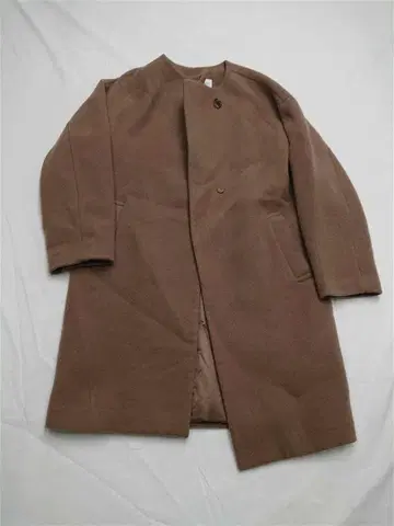 유나이티드 애로우즈 노카라 코트 베이지 계열 M 사이즈