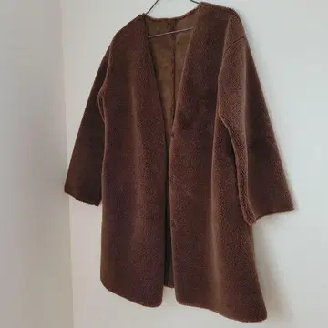 새상품급 레리움 보아 소재 브라운 롱 코트