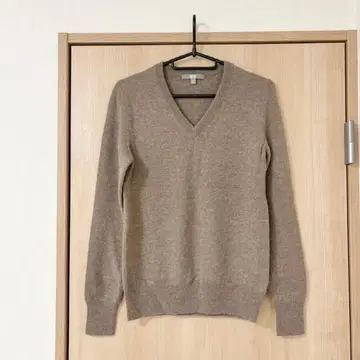 UNIQLO 캐시미어 100% 니트