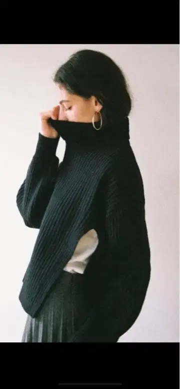 CLANE 사이드 슬릿 리브 니트