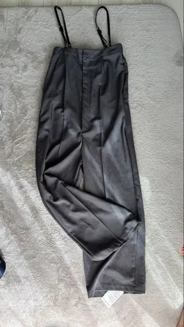 새상품급! 그레이 살로펫 M 사이즈 가격 협상 가능!