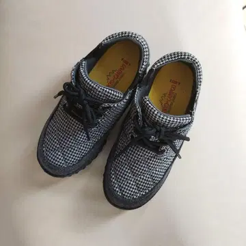 캐주얼 스니커즈 방수 미끄럼 방지 사이드 퀼팅 레이스업 슈즈