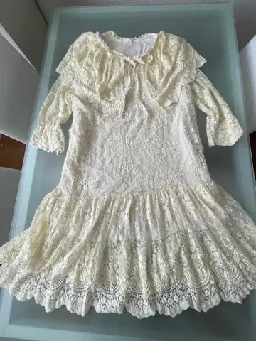 미사용 귀여운 아이보리 레이스 원피스 배송비 포함!
