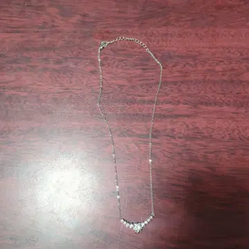 크리스탈 장식 실버 체인 목걸이