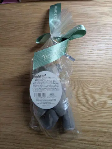 TULLY'S COFFEE 그레이 봉제 인형 (미개봉, 리본 포함)