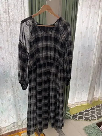 체크 무늬 롱 원피스 (긴팔)