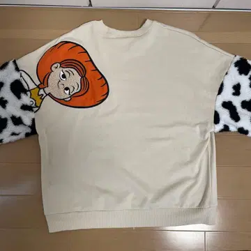 디즈니 토이스토리 제시 손잡기 트레이닝복 아베일 M