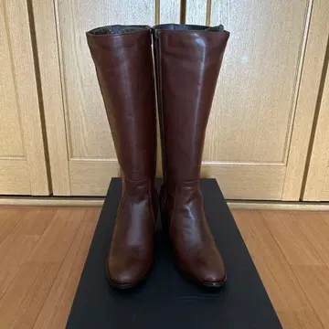 브라운 롱 부츠 haikon hada 스페인산 미사용