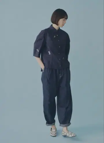 미나 페르호넨 턱 테이퍼드 2024SS everyday 사이즈 34