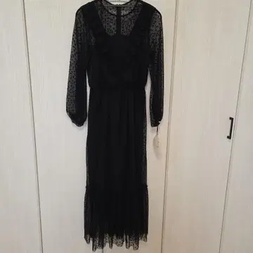 야마다야 블랙 프릴 달린 도트 무늬 롱 원피스