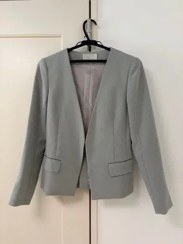 셀포드 CELFORD 그레이 노카라 자켓 36