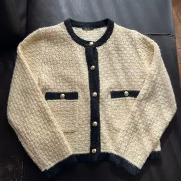 allureville 아이보리 블랙 가디건