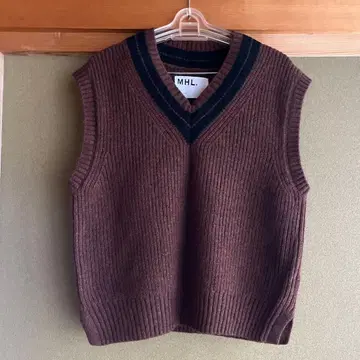 MHL24AW 울 V넥 베스트 사이즈 II