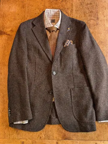 새상품급 에토네 ETONNE 이탈리아제 소재 소프트 트위드 재킷 S사이즈