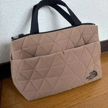 THE NORTH FACE 퀼팅 토트백 베이지
