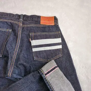 새상품급 모모타로 진즈 출진 클래식 스트레이트 셀비지 데님 0905SP
