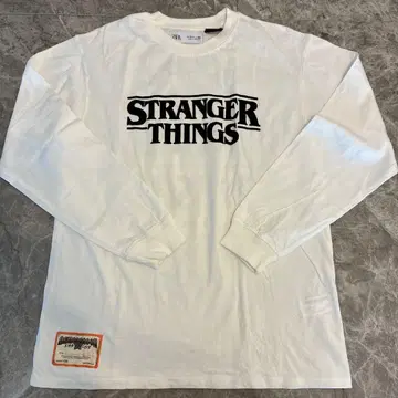 zara 기묘한 이야기 플로키 프린트 롱 T