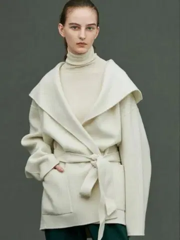 항균 리버 후데트 숏코트