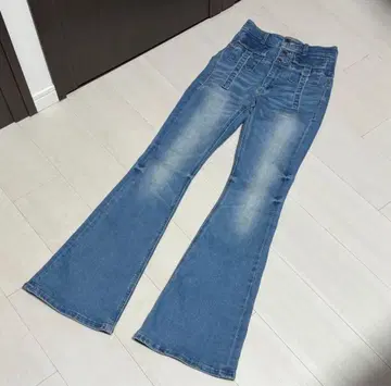 EMODA 하이웨스트 플레어 데님 0 XS 데님 팬츠 블루