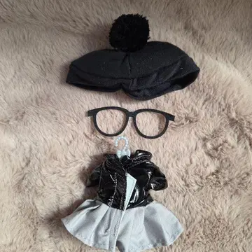 ILEMER 의상 세트 베레모 안경 포함