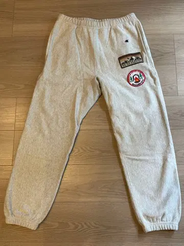 Champion 조거 팬츠 그레이 WYOMING 자수